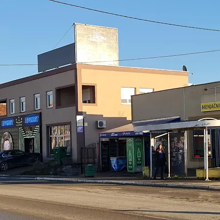 Апартаменты Airport Molko Surcin