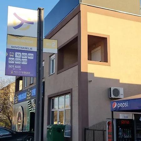 Apartment Airport Molko *