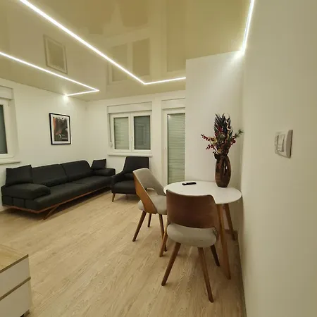 Airport Molko * Surcin